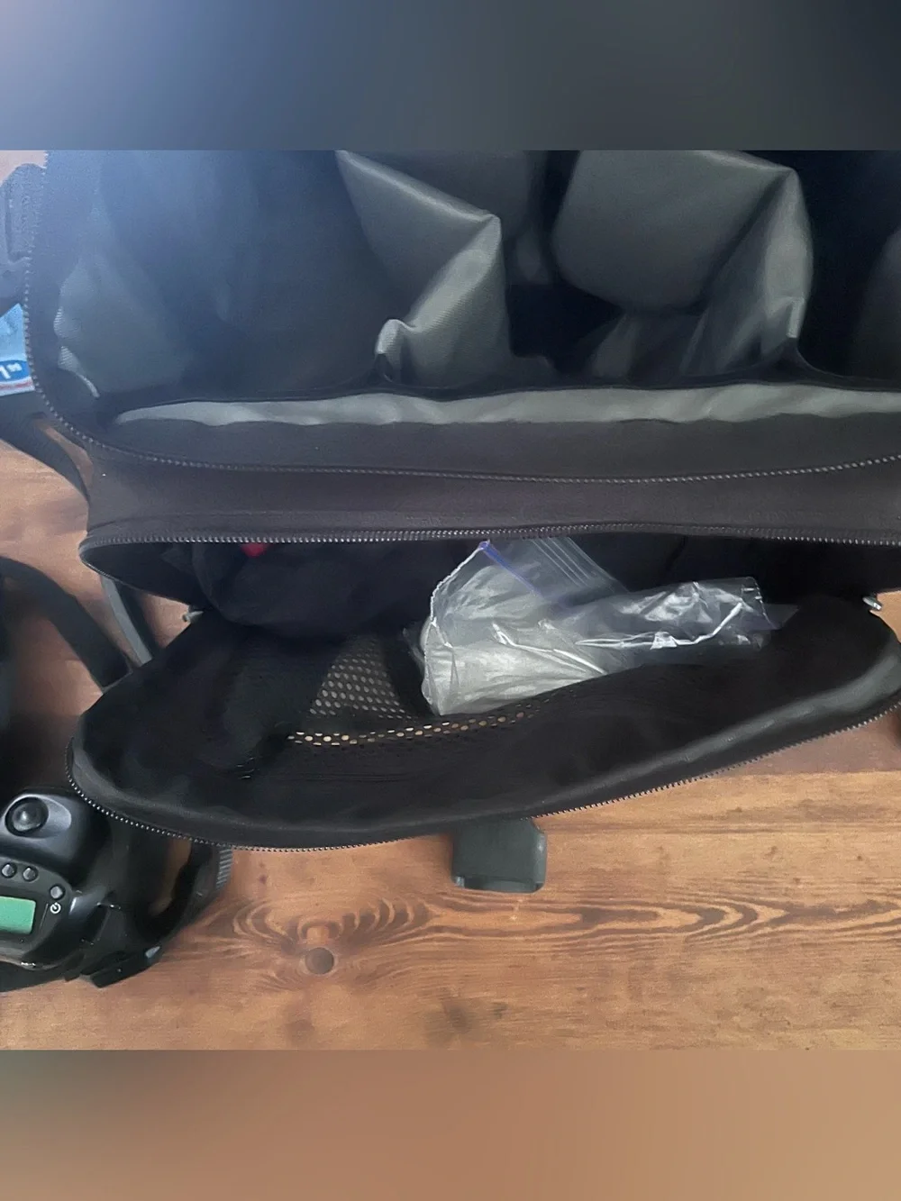 Nikon D50 DSLR Kit in Black with Tamrac Bag and Accessories